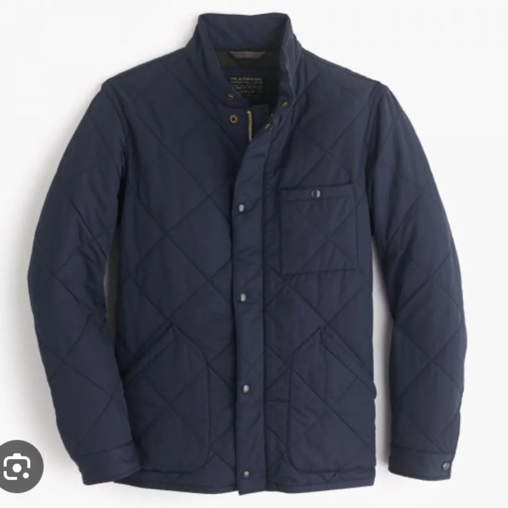J Crew Sussex Quilted Field or Barn Jacket w Primaloft. Navy Blue. Size Large